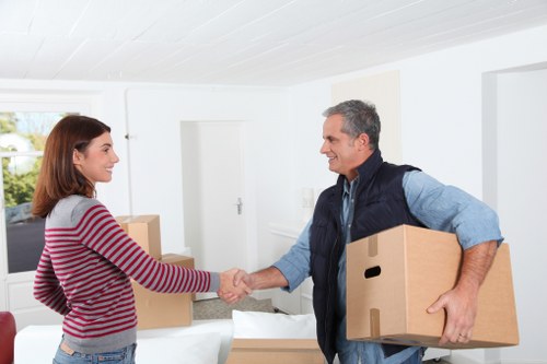 Trusted Man With Van Belsizepark payments area with multiple secure options
