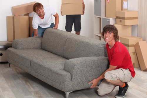 Residential and commercial moving support in Belsizepark